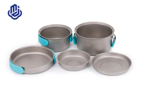 Set d'estris de titani